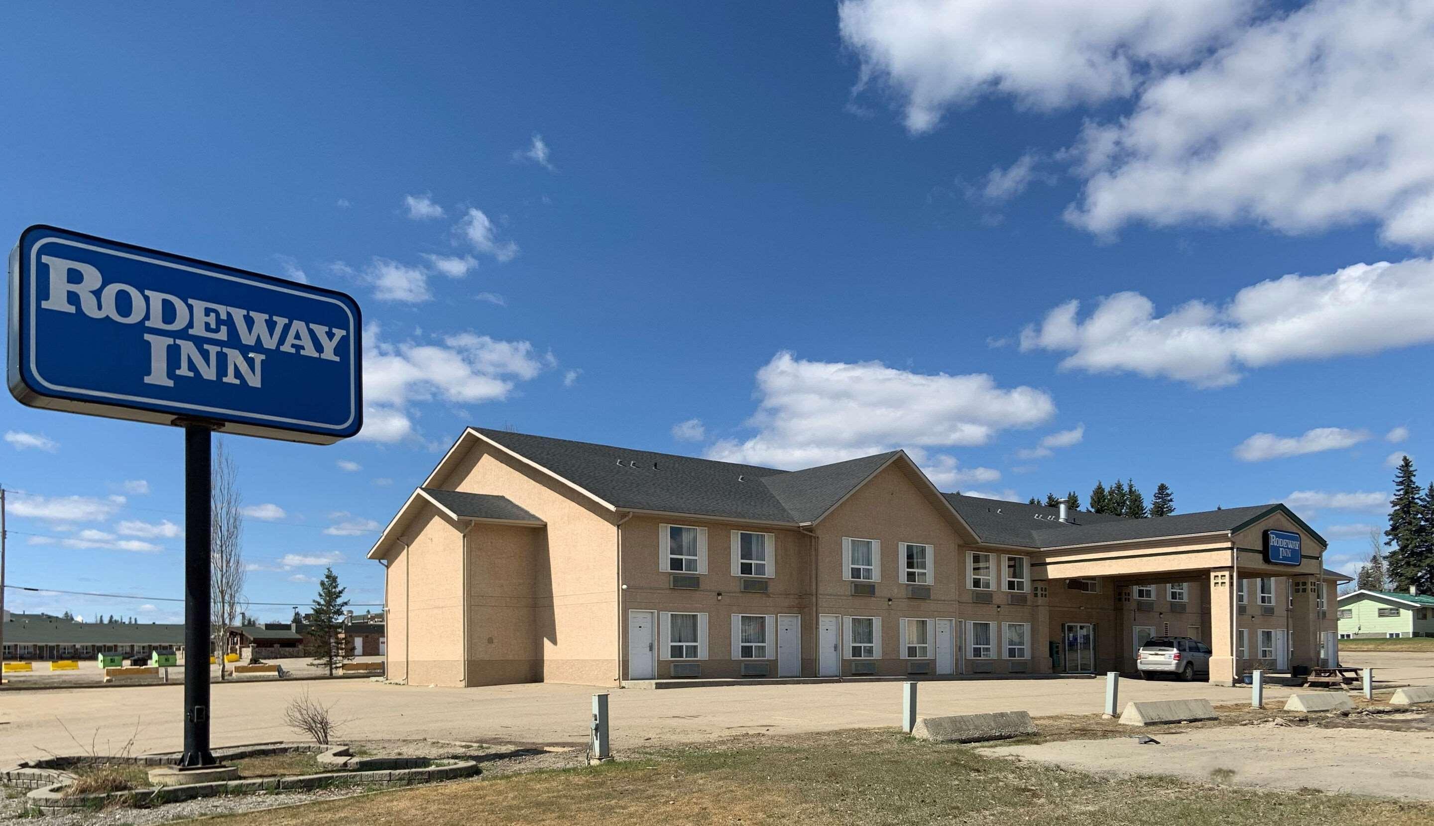 Rodeway Inn Altoona Exterior foto